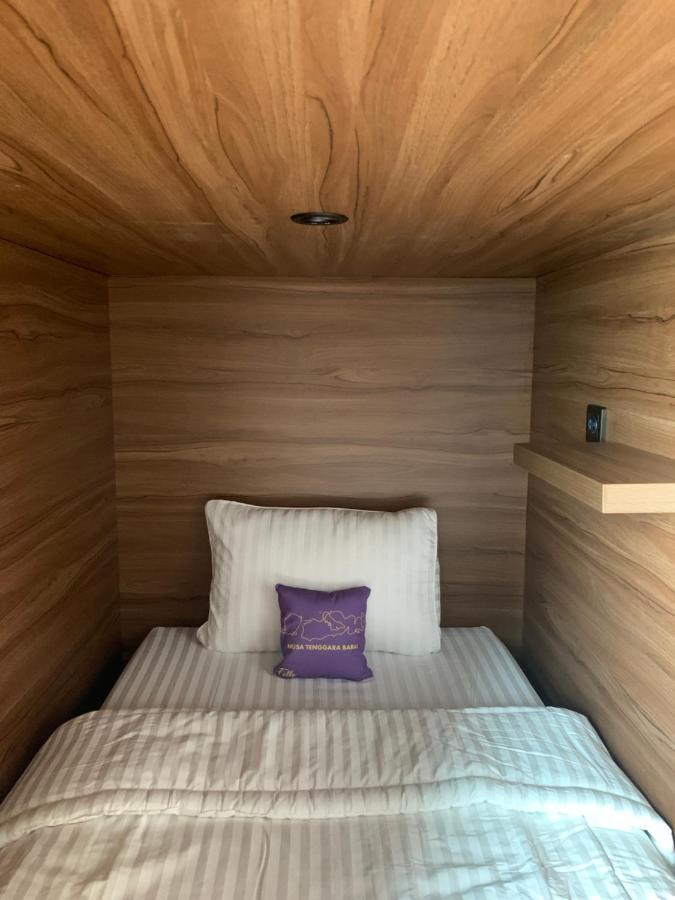 Fello B&B Hostel 레기안 외부 사진