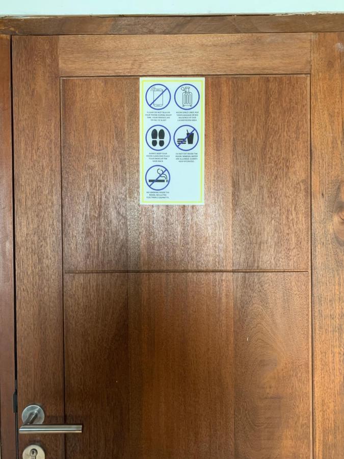 Fello B&B Hostel 레기안 외부 사진