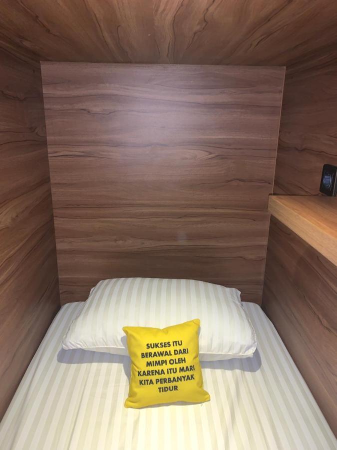 Fello B&B Hostel 레기안 외부 사진