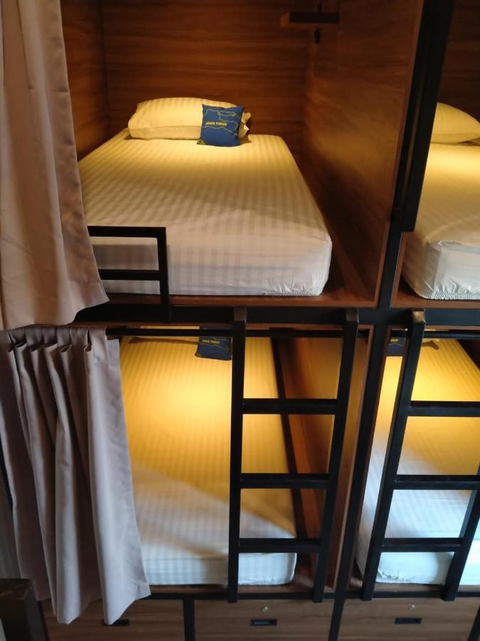 Fello B&B Hostel 레기안 외부 사진