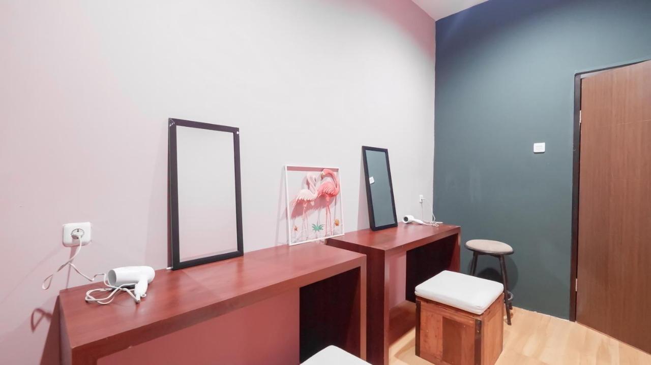 Fello B&B Hostel 레기안 외부 사진