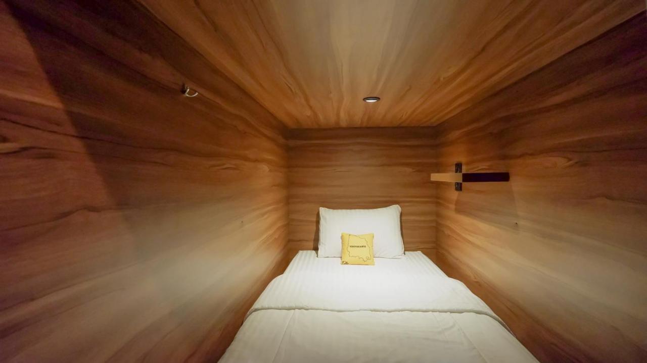 Fello B&B Hostel 레기안 외부 사진