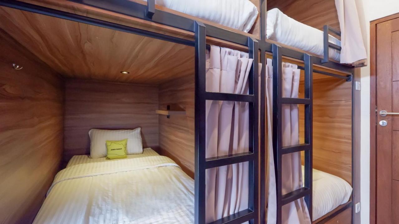 Fello B&B Hostel 레기안 외부 사진