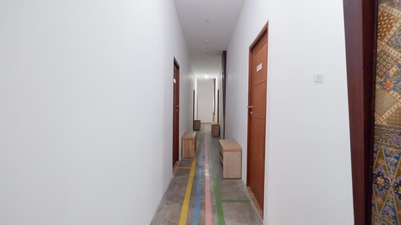 Fello B&B Hostel 레기안 외부 사진